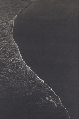 Incoming Seas Edge Jan 5 2010 1130-1137 AM No. 13 49426 (2010)