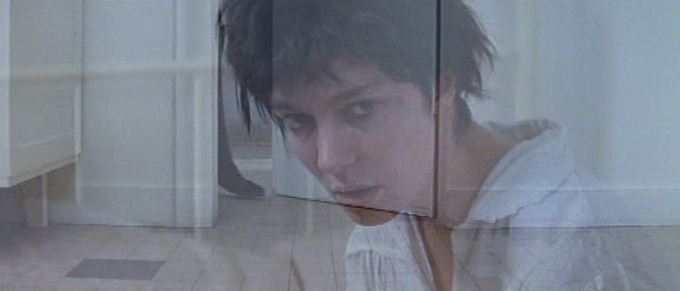 Anne Parillaud as "Nikita" in LA FEMME NIKITA