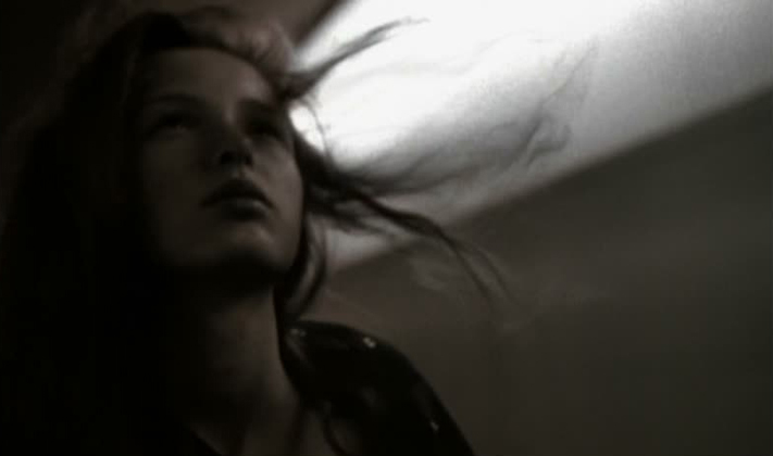 Julie Delpy as "Lise" in MAUVAIS SANG