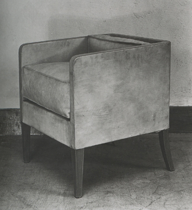 Cube Armchair in Russet Leather, Brown Wood Feet, ca 1925, Photo by REP