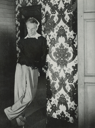 Photo of Sir Cecil Beaton by George Platt Lynes (1938)