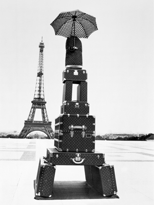 Eiffel Tower. La Tour Eiffel Louis Vuitton, 1978 by Jacques-Henri Lartigue