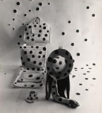 Self-Obliteration by Dots (detail), 1968. Performance documented with black and white photographs by Hal Reiff.  Copyright Yayoi Kusama Studio, Inc.; Courtesy Ota Fine Arts, Tokyo; Victoria Miro Gallery, London; Gagosian Gallery, New York