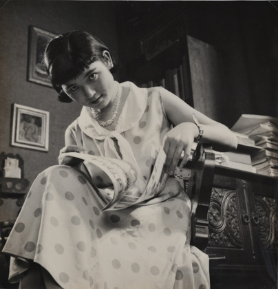 Woman in polka dot dress (1933)