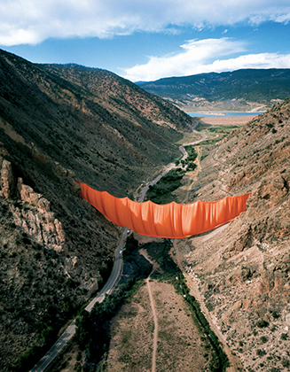 Valley Curtain, Rifle, Colorado (1970-72)
