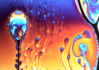 Micro-flow pattern in thinning soap film (8x), by Dr. Tsutomu Seimiya (2008)