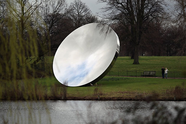 Sky Mirror (2006) installed at Kensington Gardens, London 2010-11