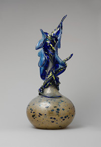 Dale Chihuly, Speckled Gold Venetian with Cobalt Leaves and Stem (2001)
