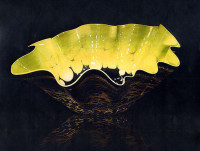 Dave Chihuly, Verdant Green Black Macchia with Sulphur Lip Wrap (2007)
