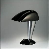 Walter Dorwin Teague and Frank Del Giudice, Polaroid Desk Lamp 114 (1939)