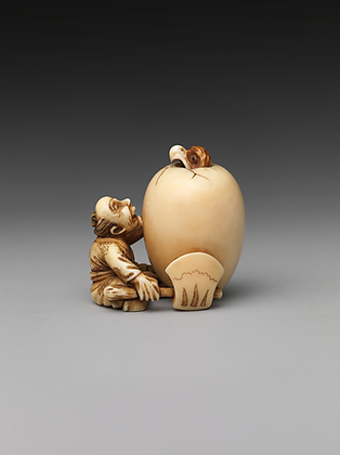 Netsuke of a Man and an Egg, Japan, Ivory (19th century)