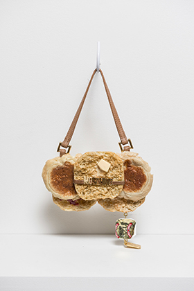 Moschino English Muffin (2015)